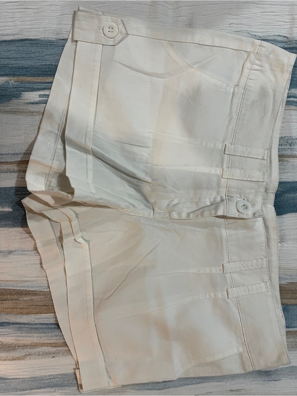 Women’s Cream High-Waist Casual Shorts